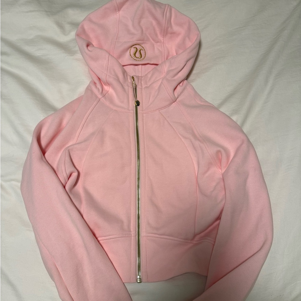 Lululemon LIMITED EDITION Strawberry Milkshake Scuba Full Zip Cropped Hoodie